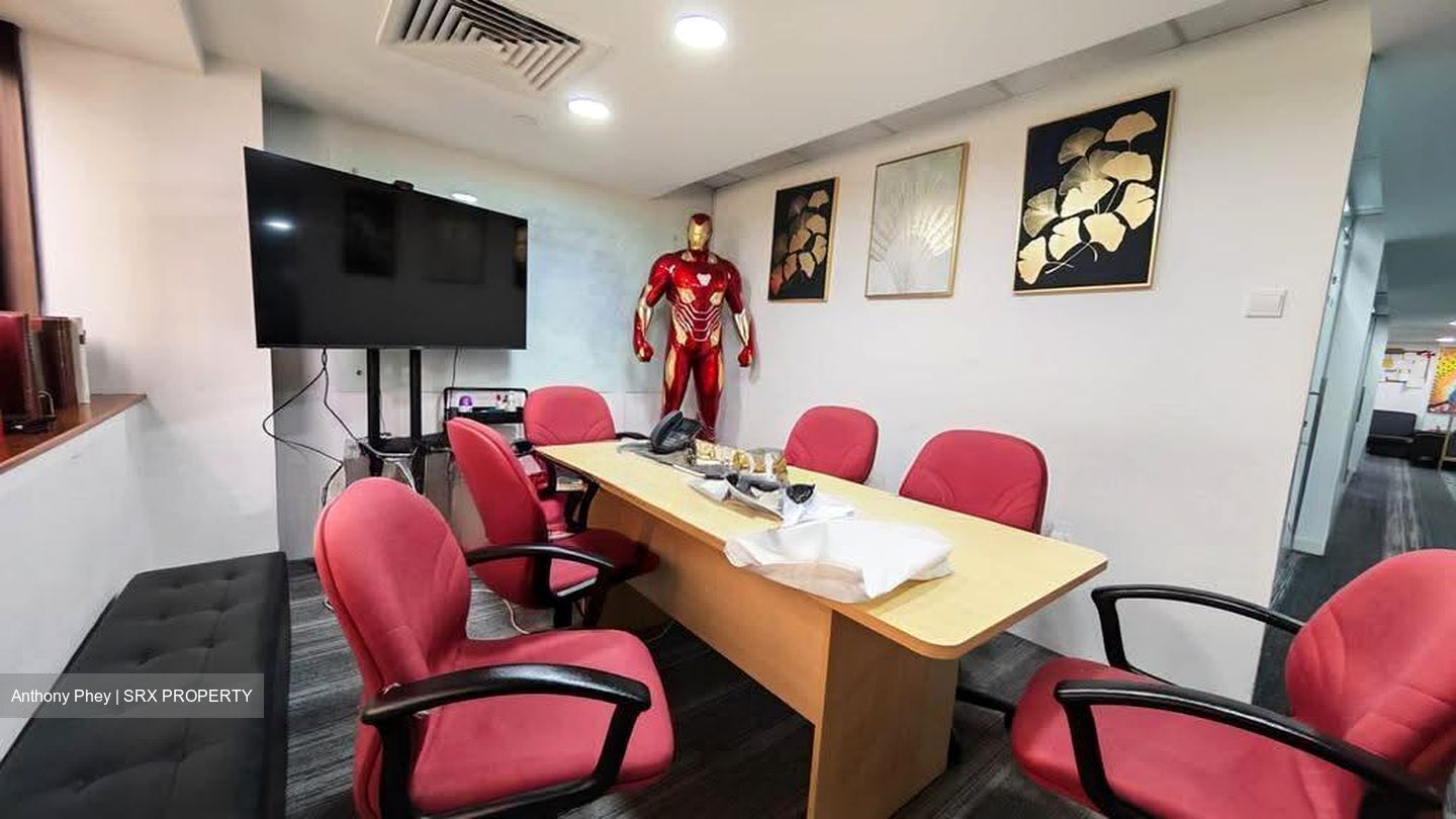 The Adelphi (D6), Office #607884441